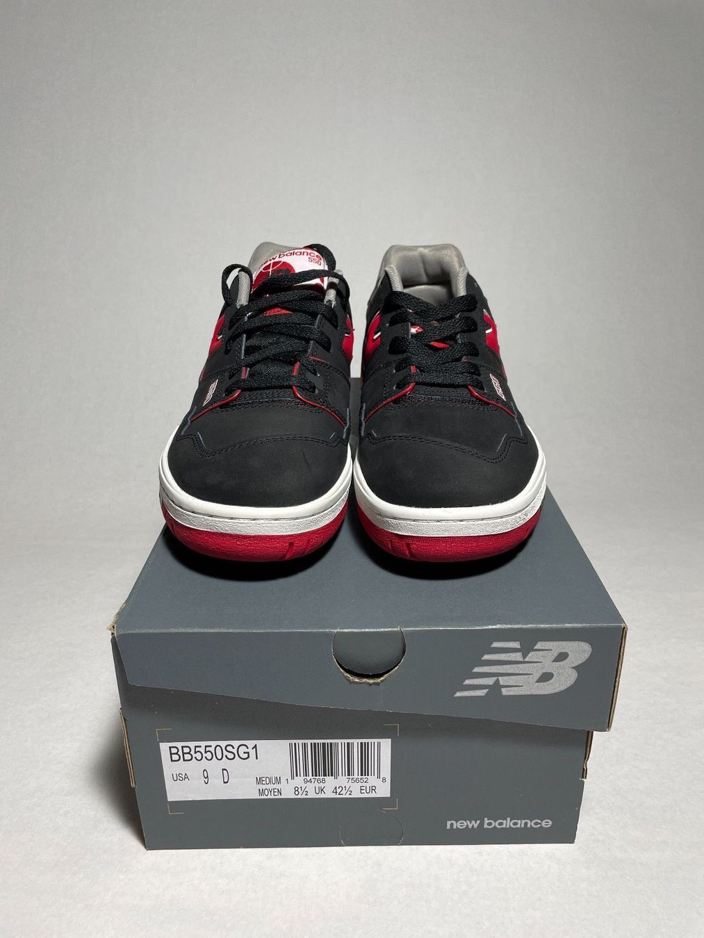New Balance Herrenschuhe: New Balance 550 Black Red 42.5 – Neu und originalverpackt aus Freidorf TG von kickznlacez 2