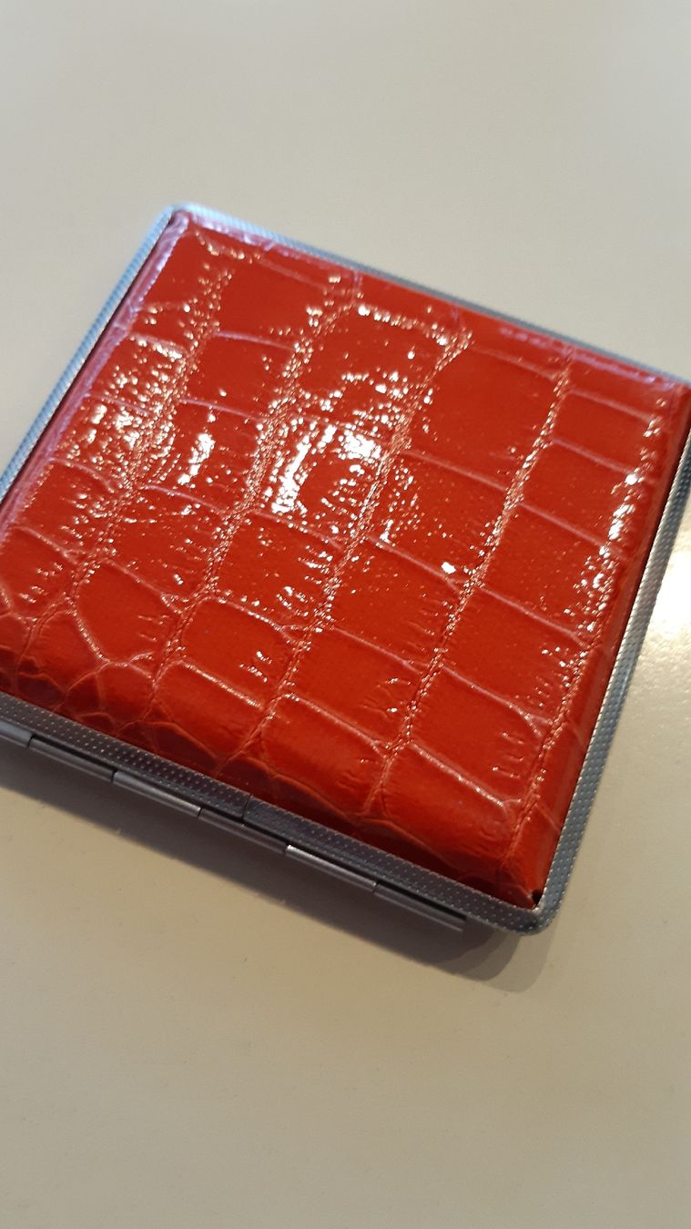 Altri Prodotti per fumatori: Zigarettenetui kroko bordeaux – Nuovo e nell'imballaggio originale da Ibach venduto da rom_v8h9 4