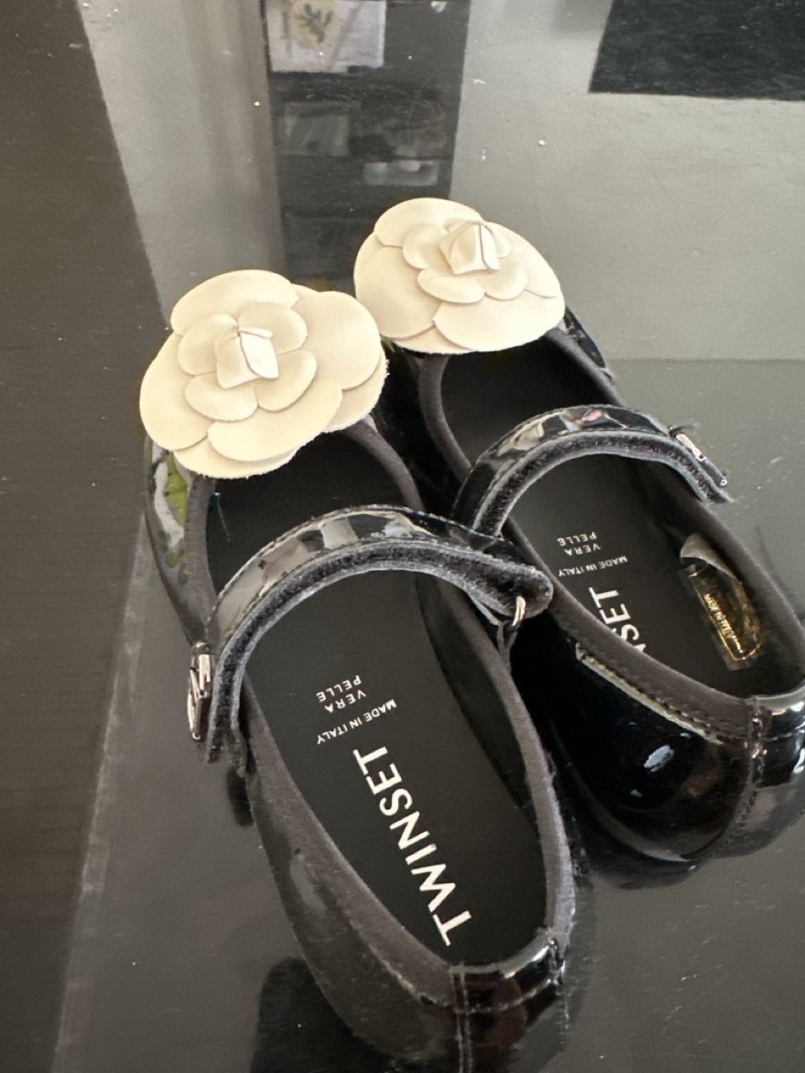 Twinset Schuhe für Mädchen: Twinset flats girls size 29 – Gebraucht aus Zürich von buc_kh9f 1