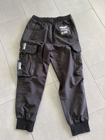 Schwarze Cargohose "BLACK SQUAD" Gr . S, schwarz, neuwertig