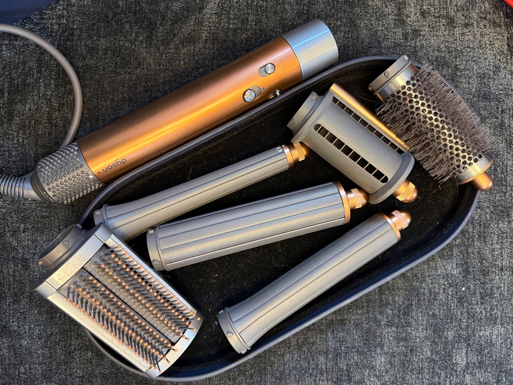 Dyson Asciugacapelli: Dyson Airwrap Multistyler in copper – Usato da Burg AG venduto da san_y56v