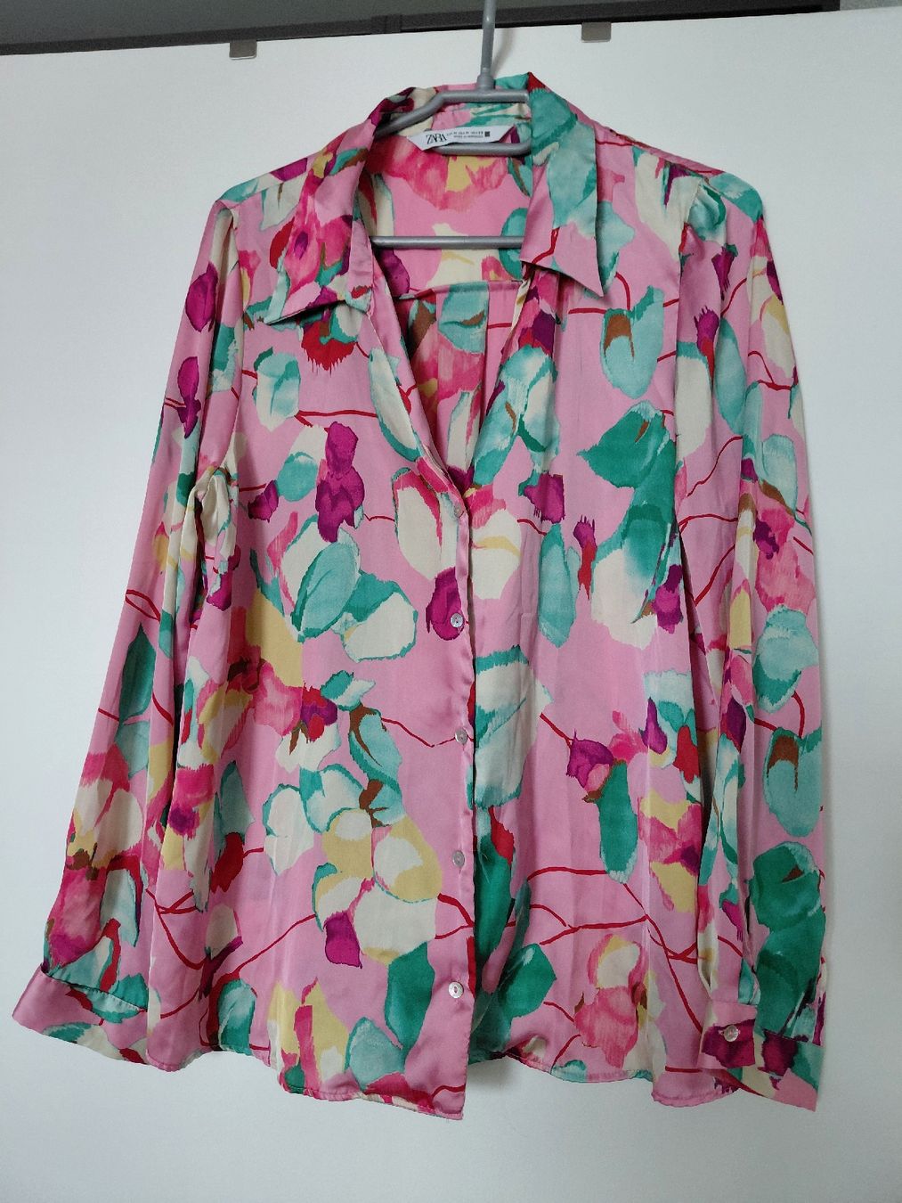 Zara Camicette: Bluse Floral von Zara – Nuovo (secondo la descrizione) da Geuensee venduto da sonnenstunden