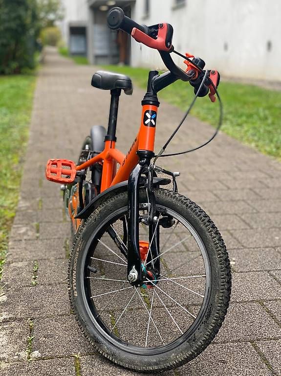 Biciclette: Kinder Velo ca. 4-7 Jahre – Usato da Othmarsingen venduto da and_6y8q 1