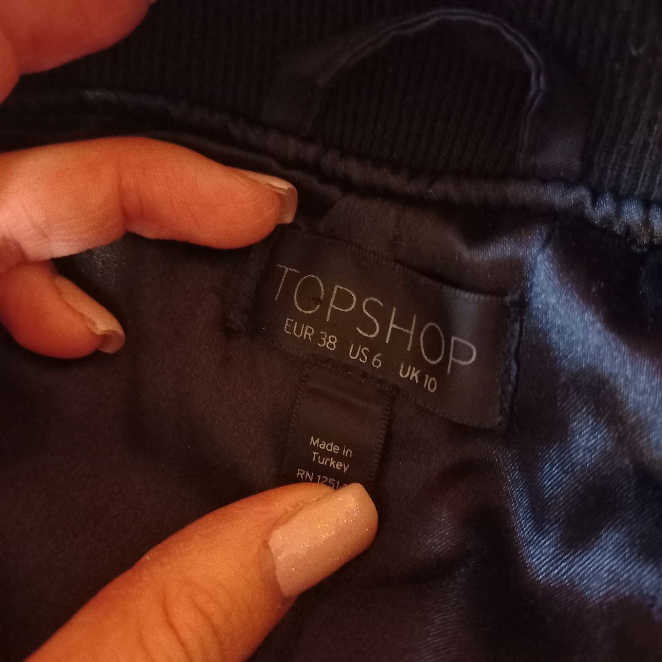 Topshop Jacken: Bomber Jacke, Schwarz, Grösse 38 – Gebraucht aus Bettlach von Venus22999 3