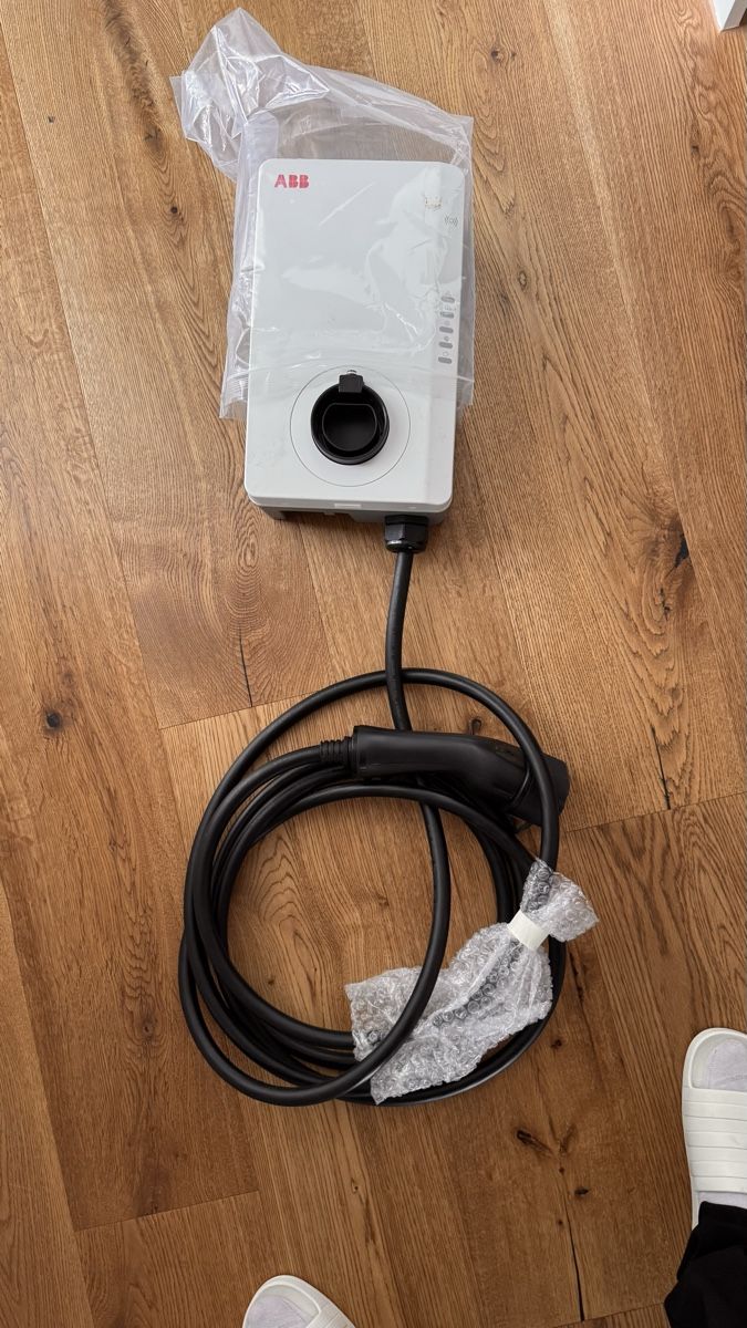 ABB Batterie-Ladegeräte: ABB Terra AC Wallbox 22 kW Typ 2 Ladestation Elektroauto – Neu (gemäss Beschreibung) aus Horn von gpeasylfds