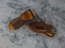 Bequeme Keil-Sandaletten/38