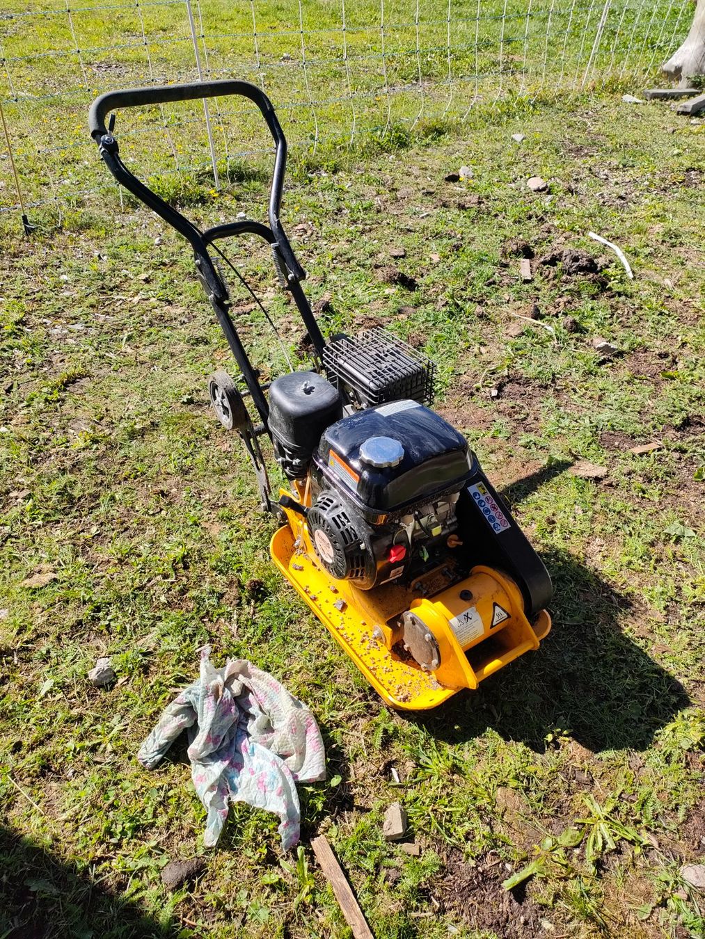 Tutte le macchine: Rüttelplatte Herkules RP 1100 B Benzin – Usato da Lenzerheide/Lai venduto da 4745karins 4