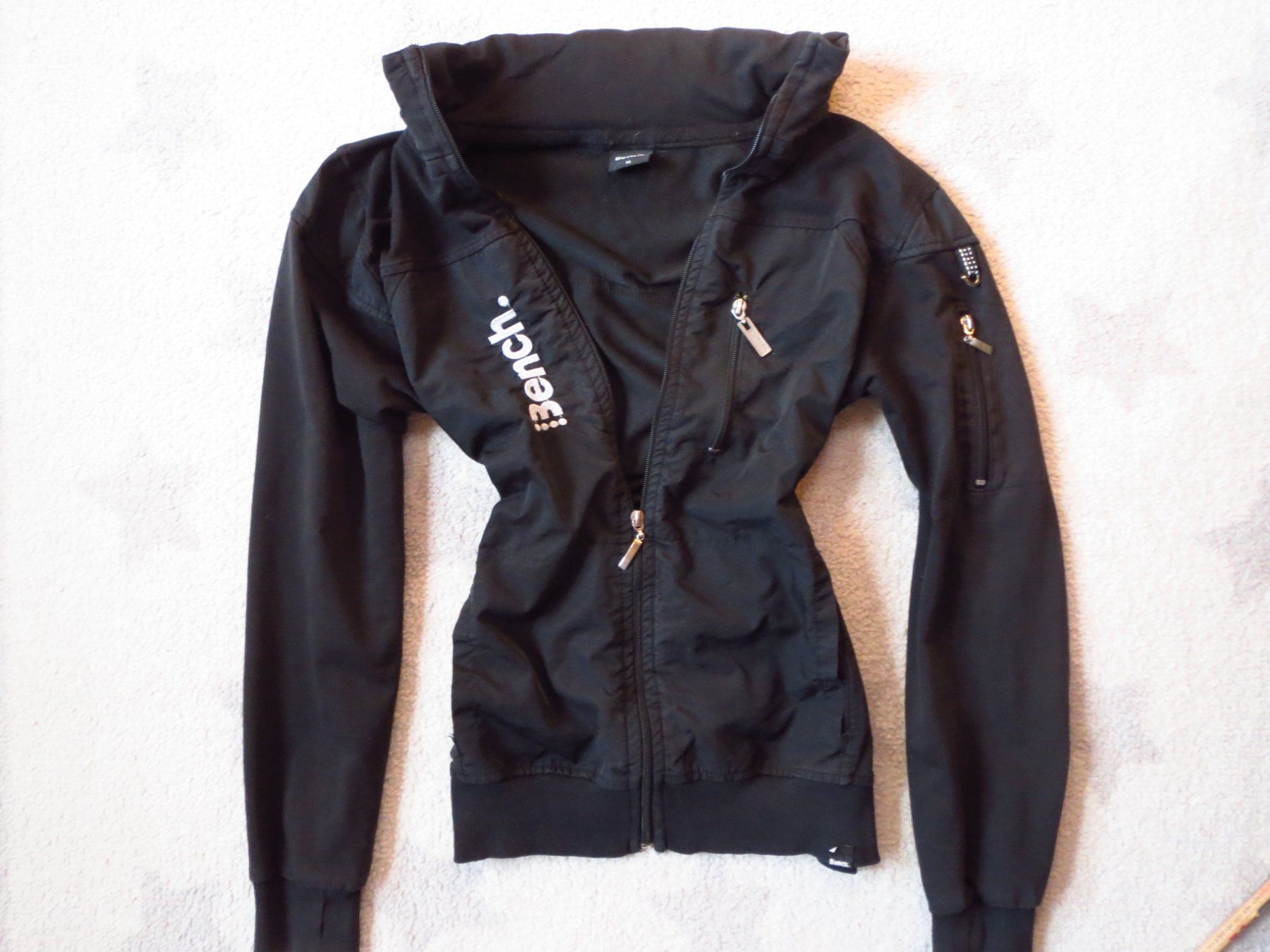 Bench Giacche: stylische BENCH Damen Jacke Gr XL – Usato da Kiental venduto da Anna8702