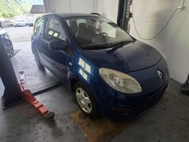 Renault Twingo blu, ideale per la cittá, prezzo affare!