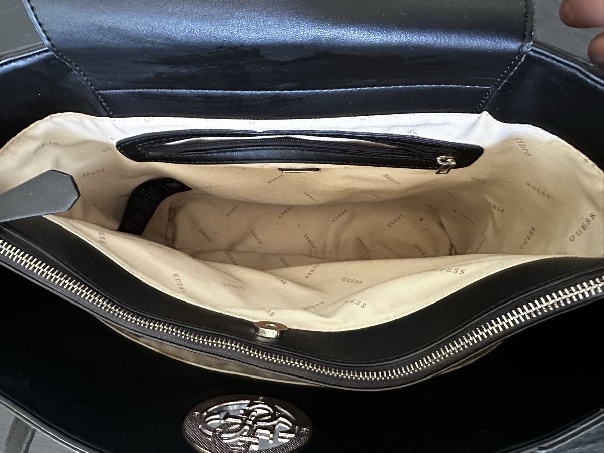 Guess Taschen für Damen: Guess Tasche – Gebraucht aus Reiden von LisiC 5