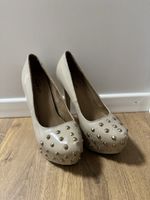 Buffalo Girl High Heels Beige Gr. 39 mit Nieten Top!