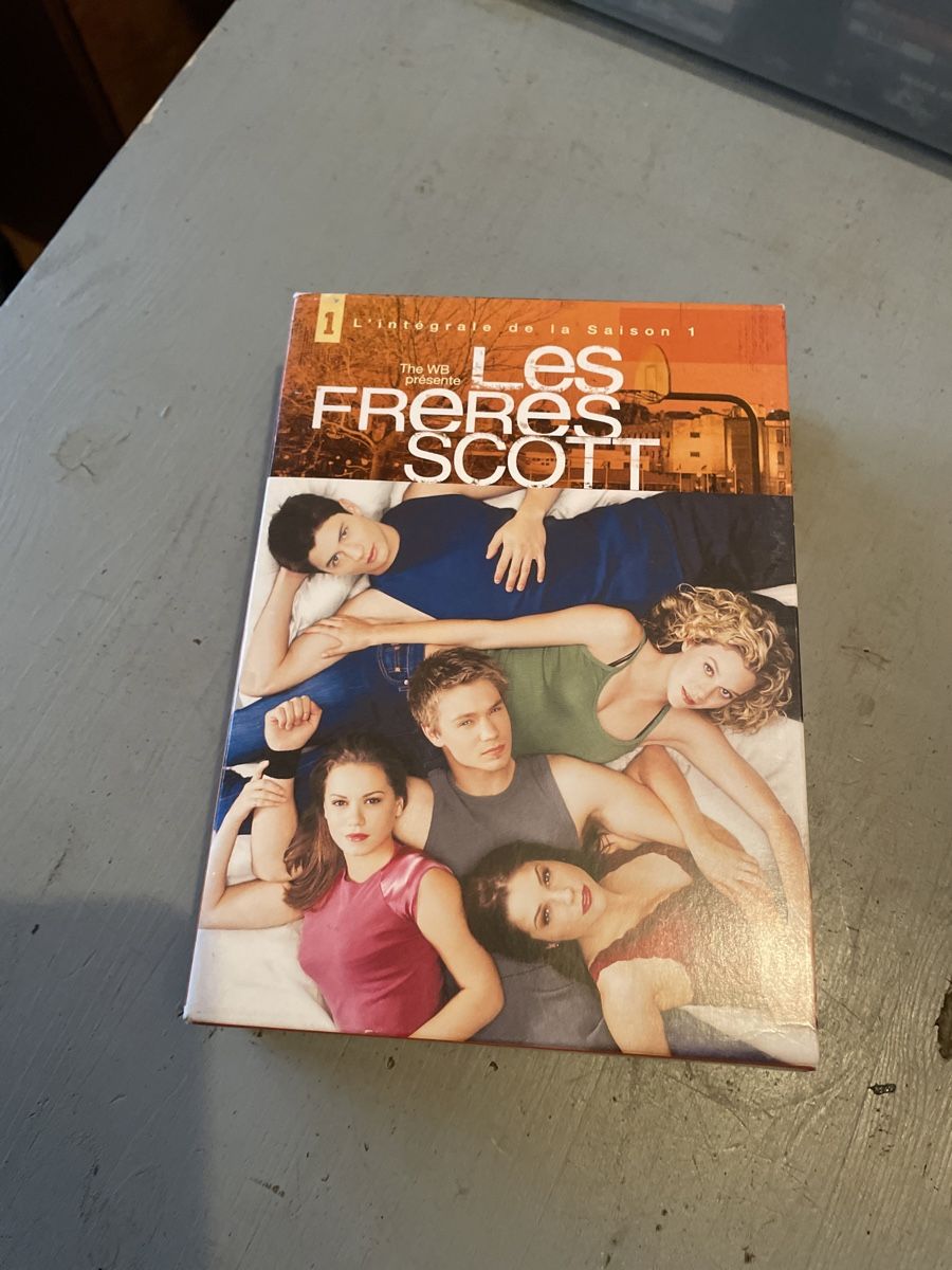 Tutti i DVDs: DVD les frères Scott intégrale saison 1 – Usato da moudon venduto da faucheur2