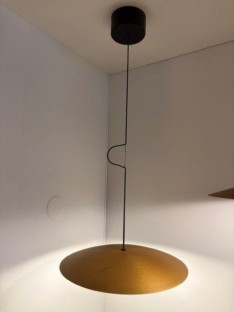 Marset Lampade: Marset Ginger 42 Pendelleuchte Messing – Usato da Rothenburg venduto da Lampenoutlet 1