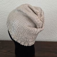 Strickmütze OVS beige glitzernd One Size neuwertig