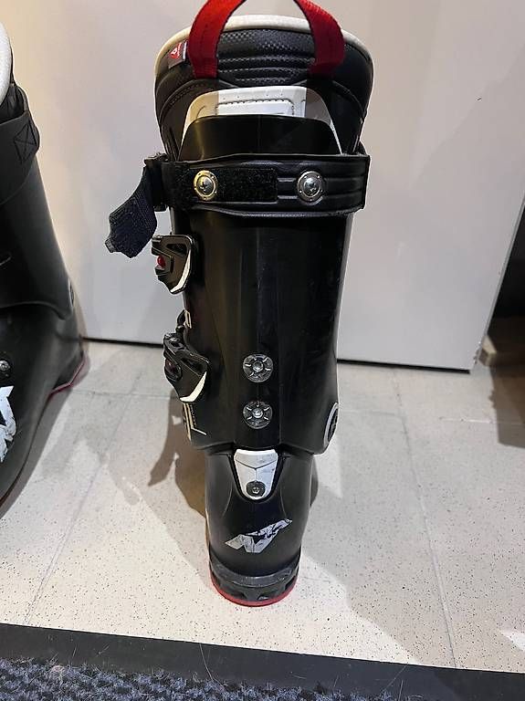 Nordica Herrenschuhe: Chaussures de ski Nordica – Gebraucht aus Cernier von MUM_usinage 2