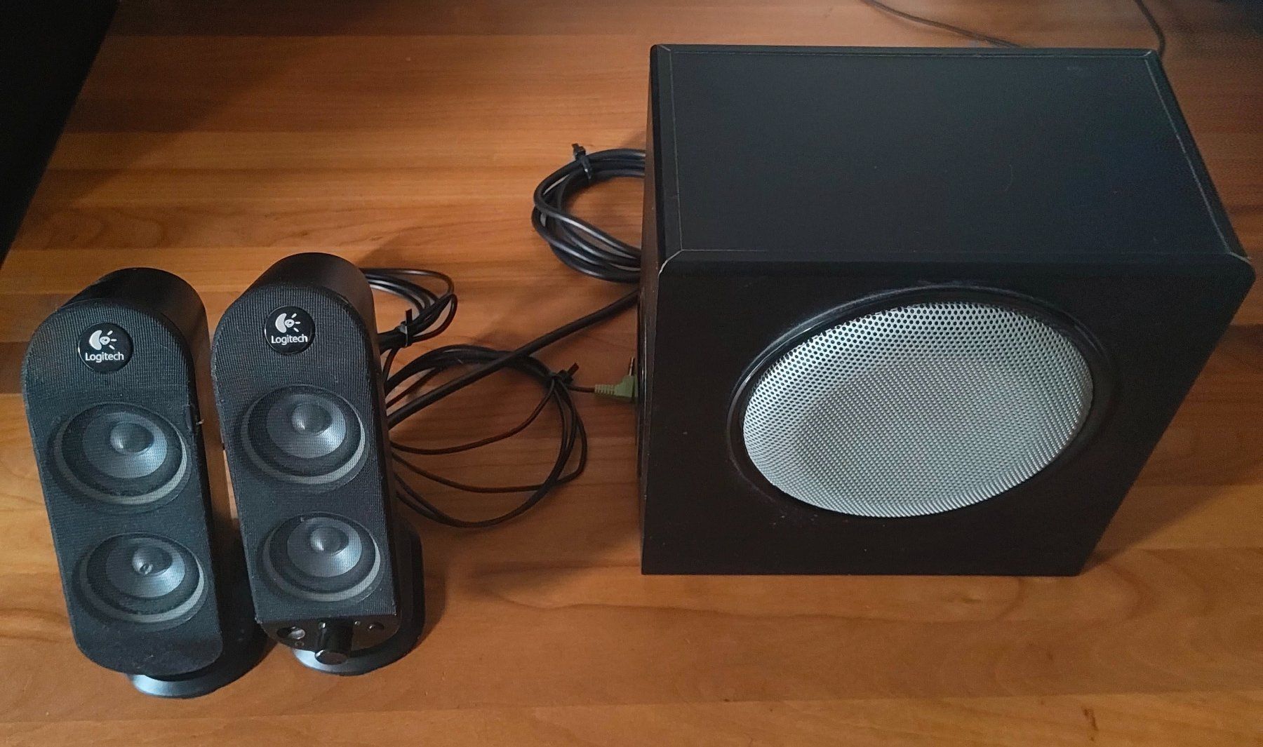 Logitech Casse acustiche: Logitech Lautsprecher – Usato da Winterthur venduto da marlene_p