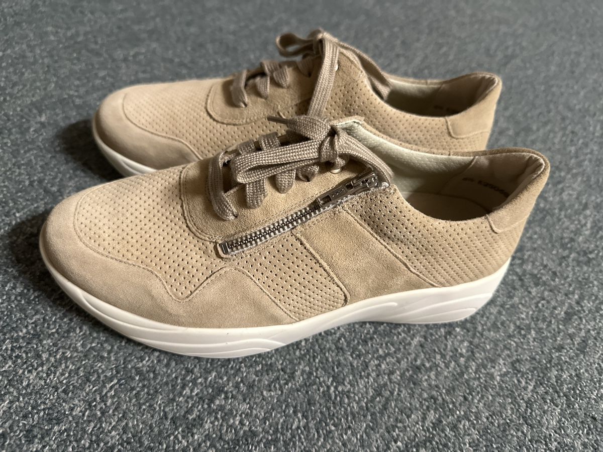 Scarpe da donna: Solidus Halbschuhe Gr 39.5 neu – Nuovo e nell'imballaggio originale da Baltschieder venduto da YmroBe