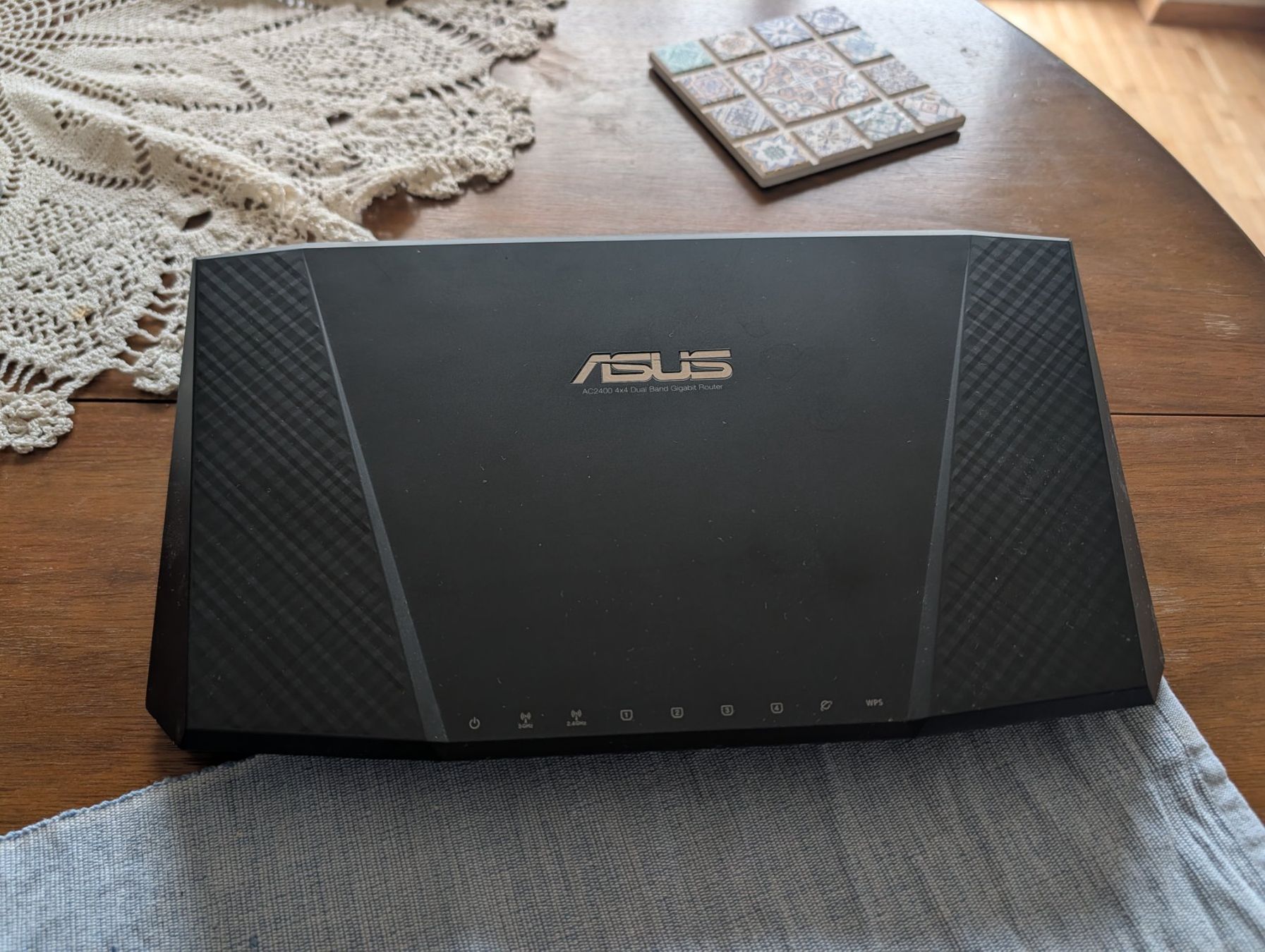 Asus Modem & Router: Asus RT-AC87U router – Usato da Zürich venduto da zuz_9qry 4