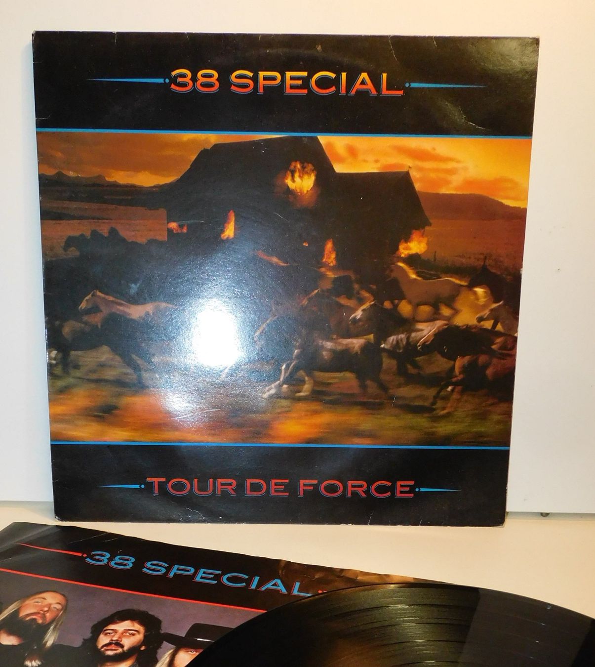 Dischi in vinile: LP - 1983 - 38 special - Tour de Force    LP – Usato da Sursee venduto da 76