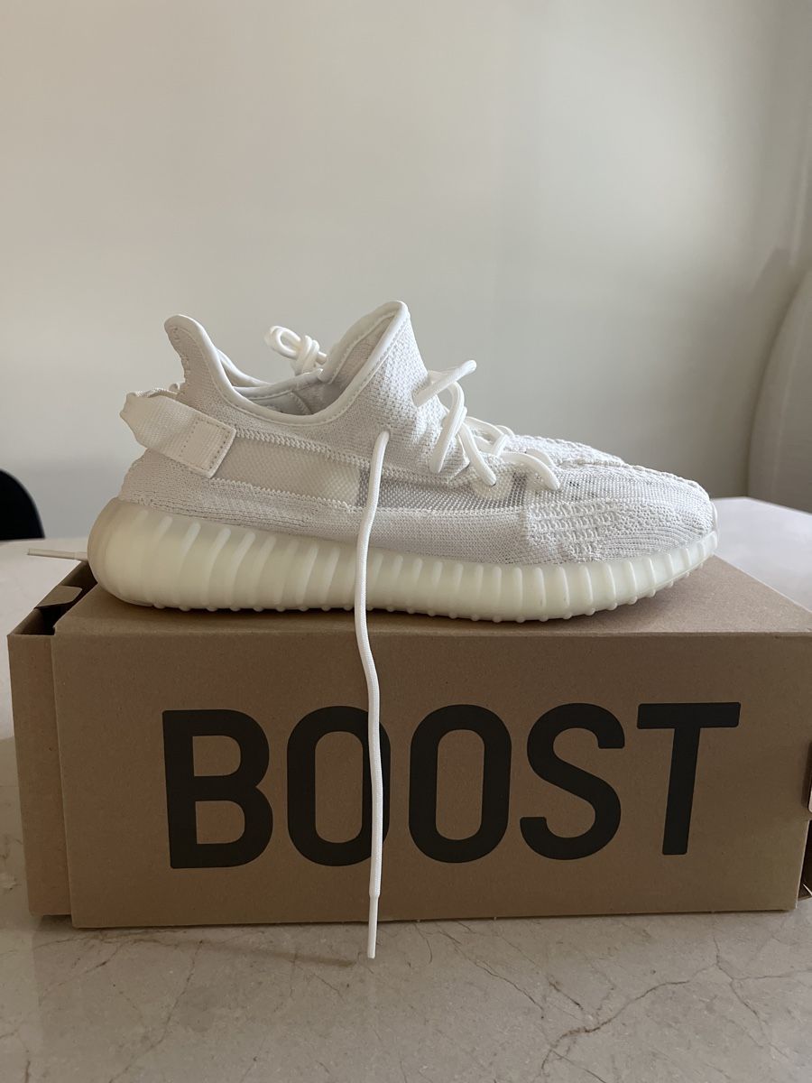 Adidas Scarpe da uomo: YEEZY BOOST 350 V2 BONE / EU44 2/3 – Nuovo e nell'imballaggio originale da Fahrweid venduto da Etam_13
