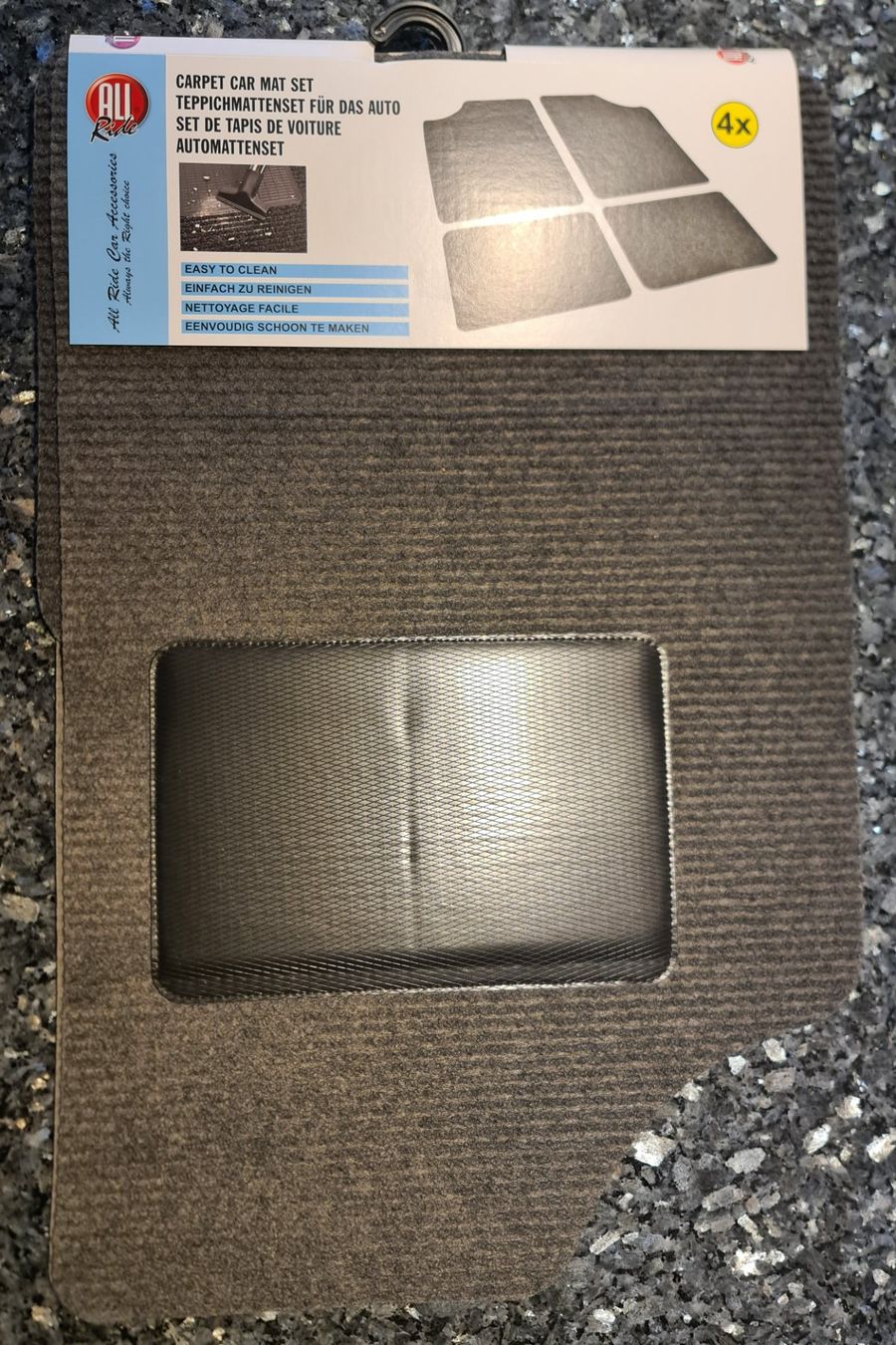 Teppiche / Matten: 9 SET Auto Teppichmatten-Set 4 Tlg. Restposten – Neu und originalverpackt aus Uerkheim von Kaufoption 2