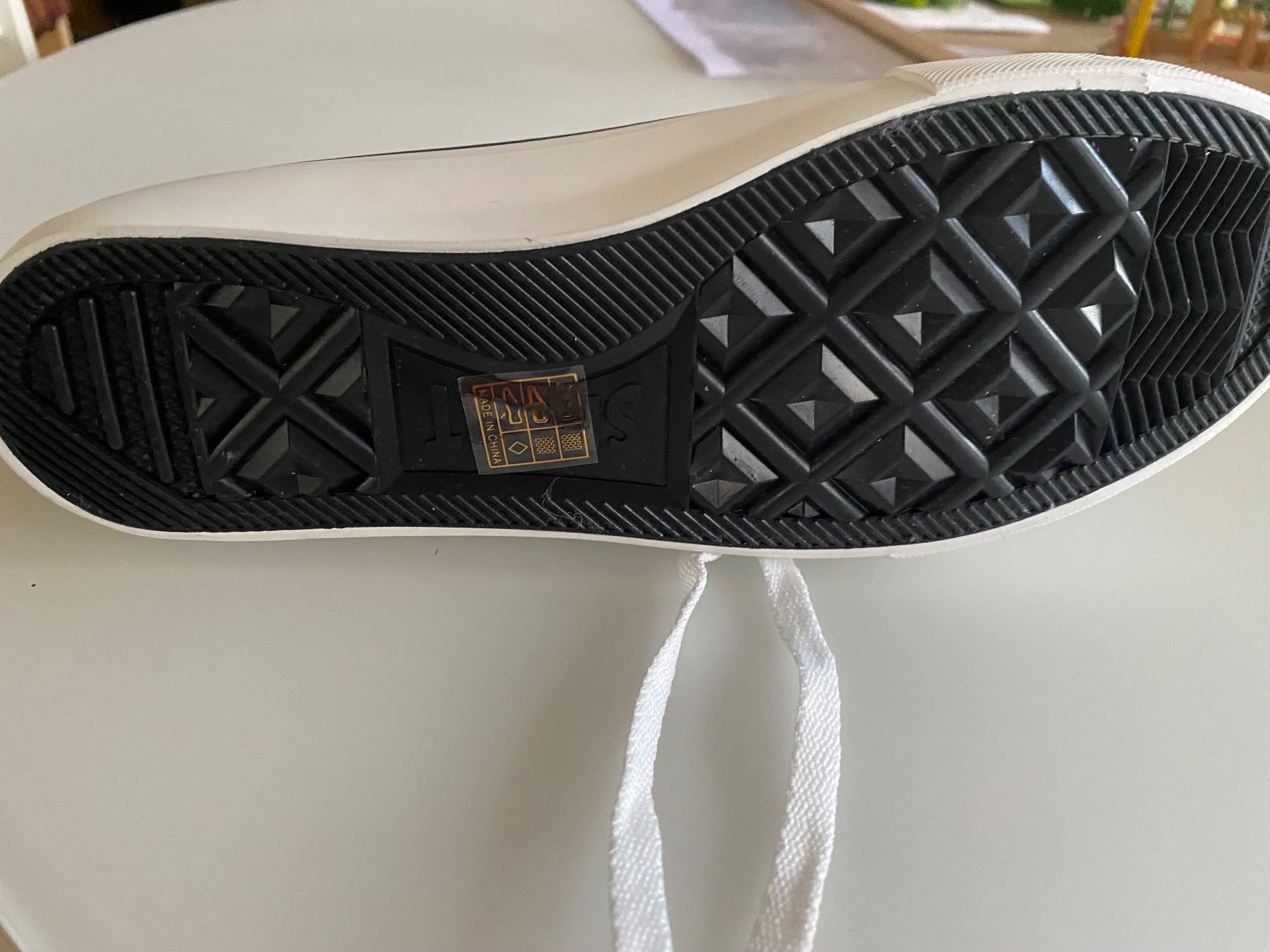Scarpe da donna: Skaterschuhe mit warmem Plüschfutter Gr. 40 – Nuovo (secondo la descrizione) da Hochdorf venduto da Katja014 1