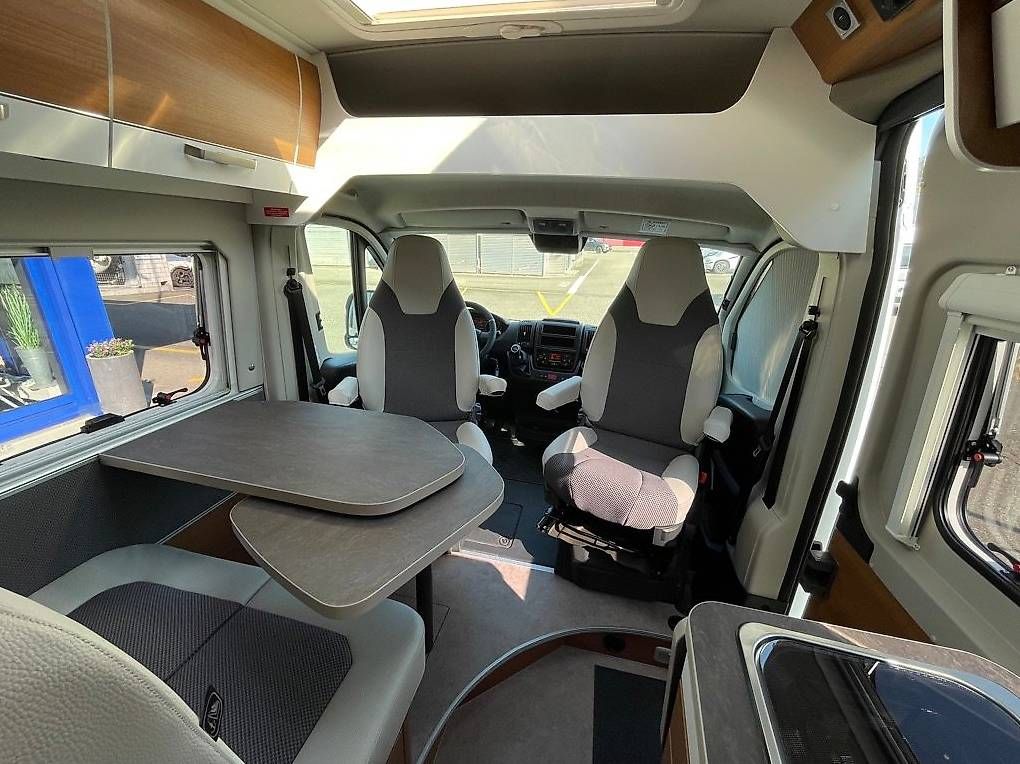 Camping Fahrzeuge: VANTOURER Peugeot 600 D – Gebraucht aus Langenthal von Reisemobil01 8