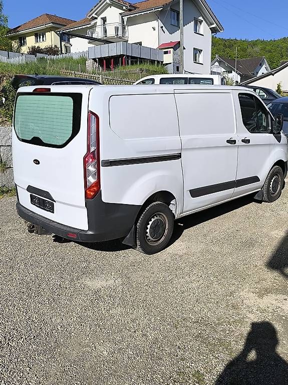 Ford Nutzfahrzeuge: Ford Transit – Gebraucht aus Unterrindal von Onlinecarparts.ch 1