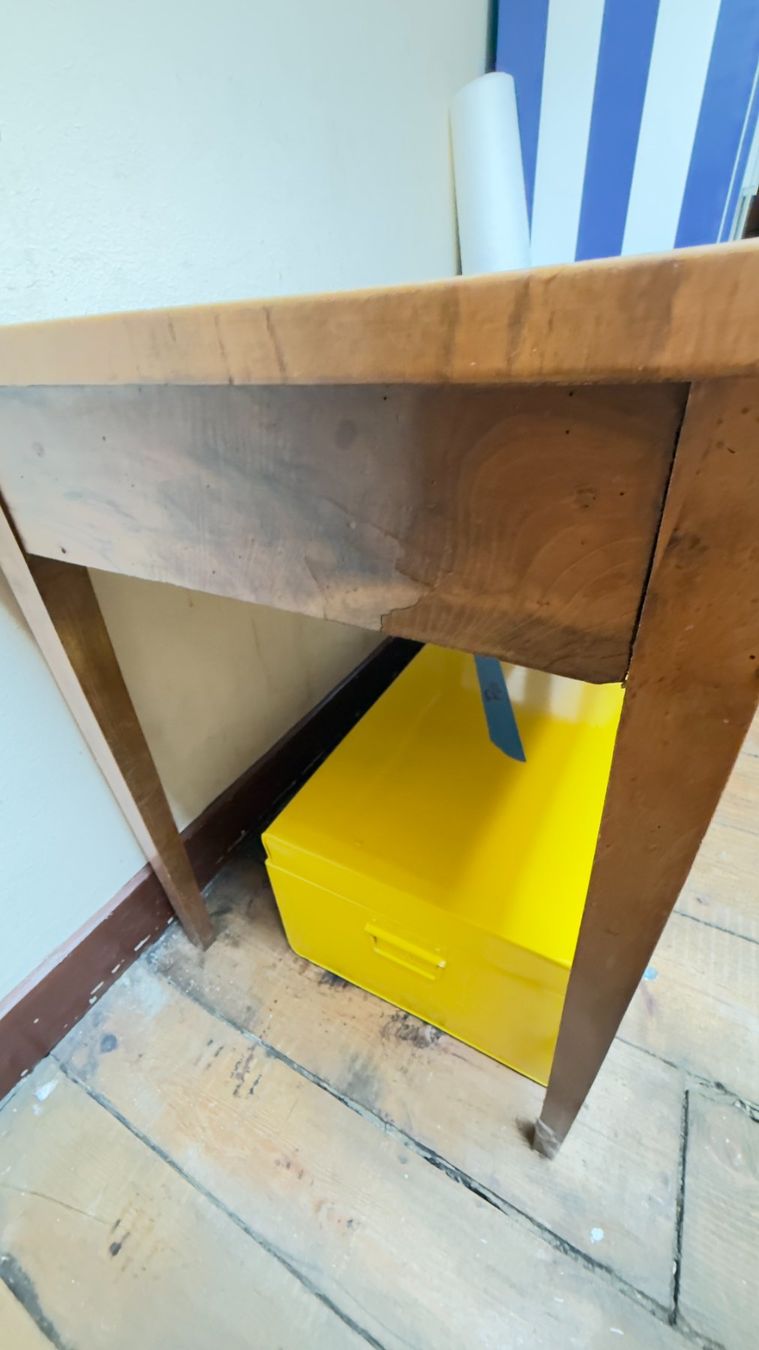 Tables: Antiker Biedermeier Nussbaum-Tisch – D'occasion à Bern par lac_8m2r 9