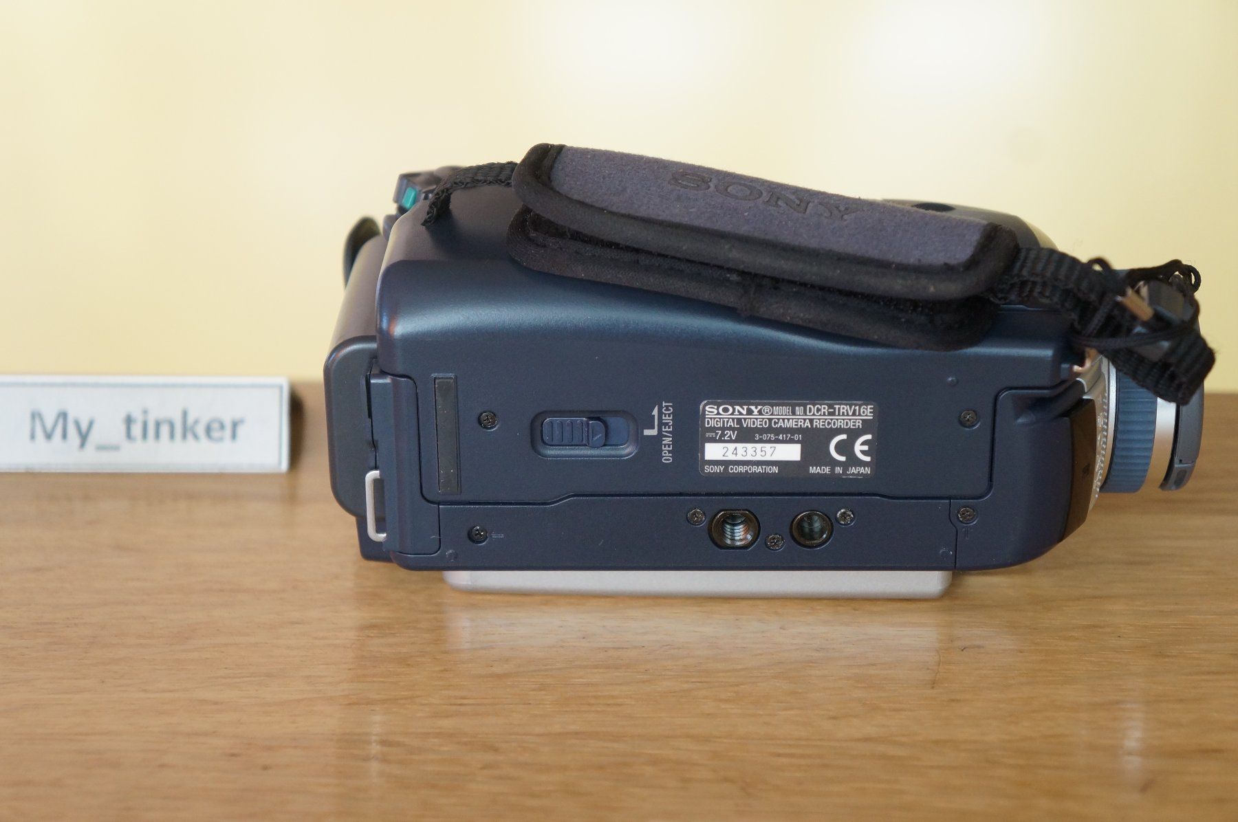 Sony Videocamere: Sony TRV16E ... MiniDV Camcorder ... einwandfrei – Usato da St.Gallen venduto da My_tinker 8