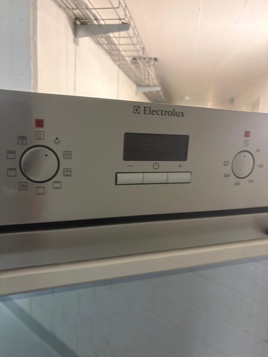 Moules à gâteaux: Electrolux. Backofen  – D'occasion à Rapperswil SG par kat_rw8q 2