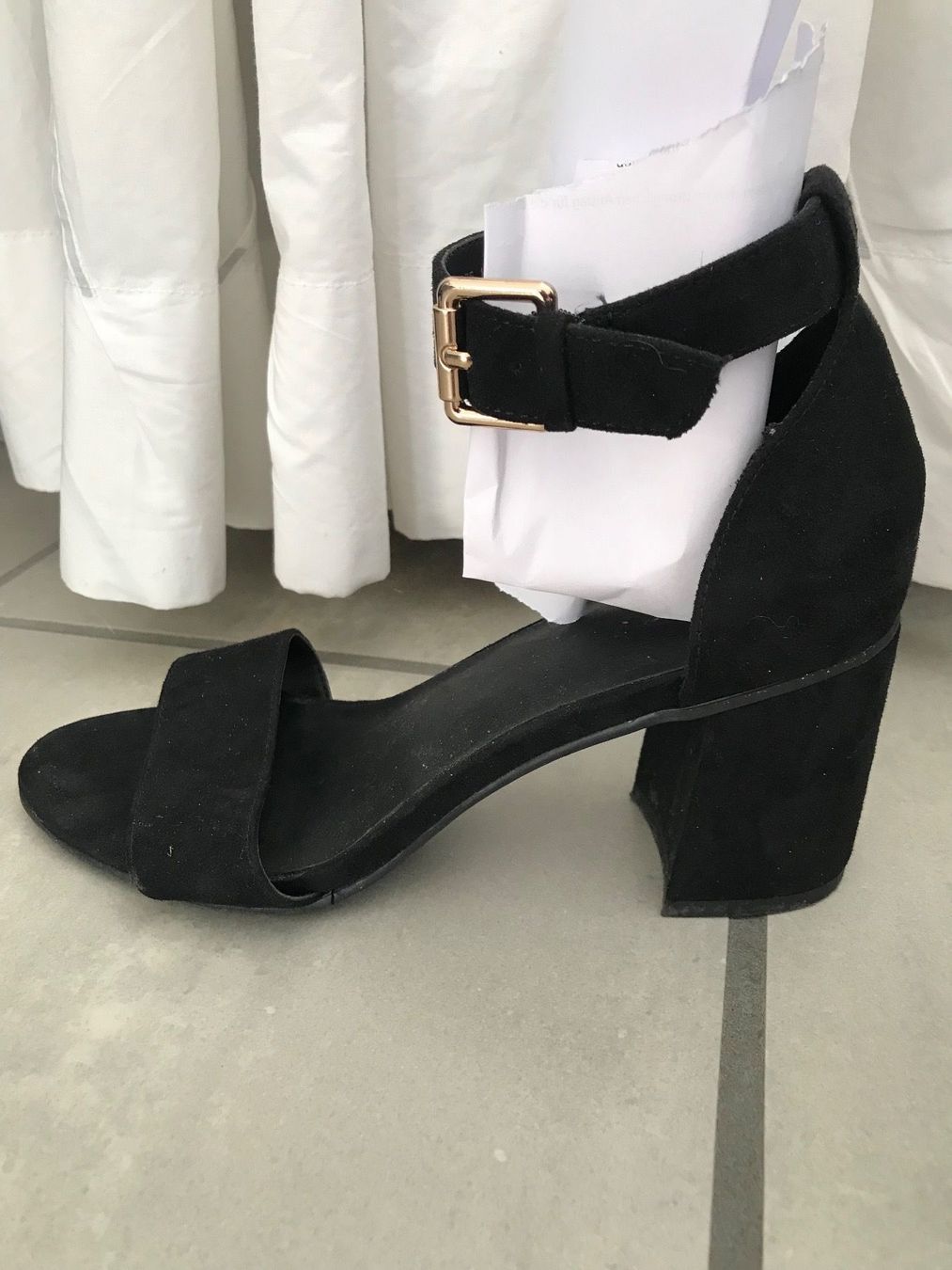 Scarpe da donna: Damenschuhe Gr. 37 – Usato da Niedergösgen venduto da 7591 1