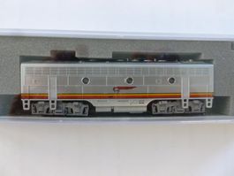 N SPUR KATO US LOKOMOTIVE EMD F7B SANTA FE AT&SF