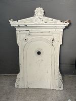Antike Brunnenrückwand weiss Eisenguss 50x98cm Tür Kamin