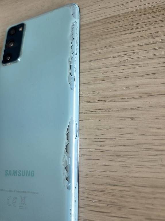 Samsung Telefoni cellulari / Smartphones: Samsung S20 FE mit Hülle + screen protector – Usato da Bern venduto da deb_t8fl 4