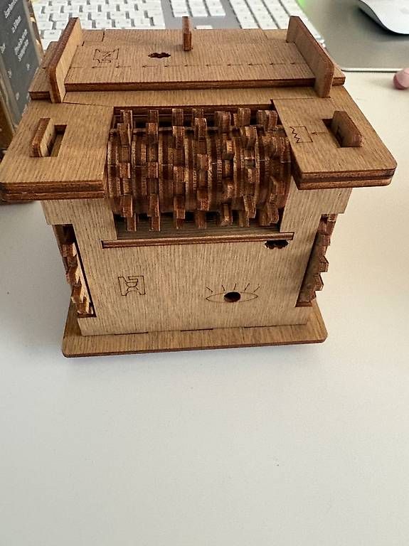 Giochi: Escape Box: Cluebox - Rette Schrödingers Katze – Usato da Bern venduto da zuendda