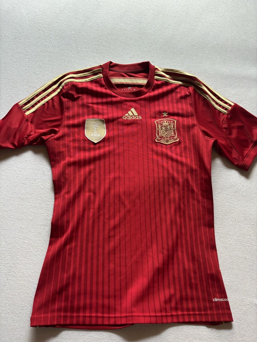 Adidas Canottiere & Pantaloni: Spanien Fussball Trikot – Usato da uetendorf venduto da Guegi13