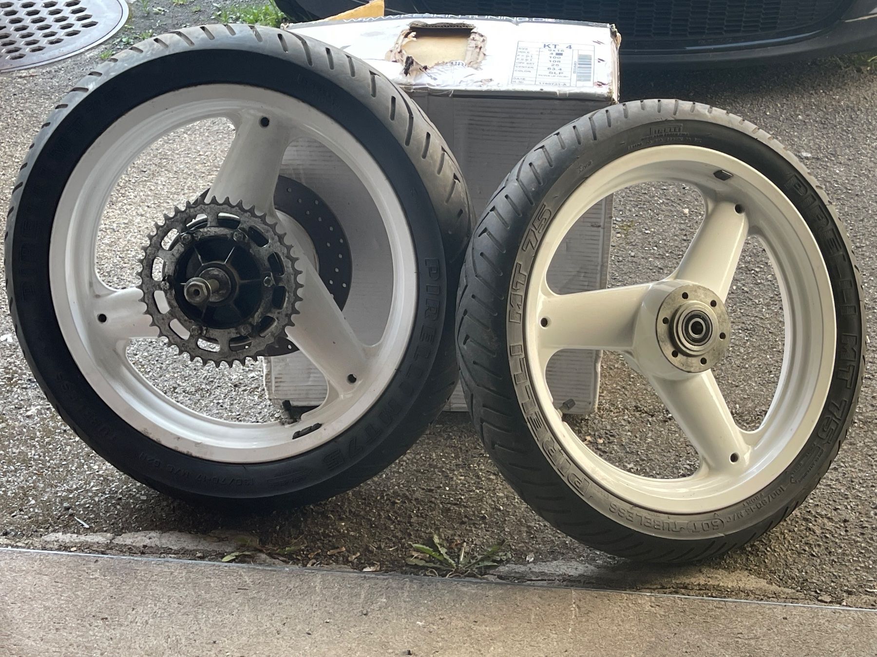 Aprilia Cerchioni: Felgen cagiva freccia – Usato da fehraltorf venduto da rml2481