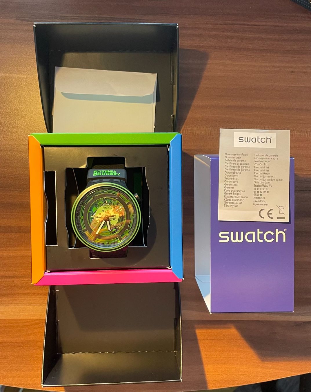Swatch Montres: Swatch - Big Bold - Come in Peace ! – D'occasion à Petit-Lancy par Damienu11