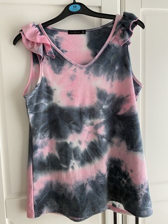 Sommer Top mit Batikmuster, Grösse S,
