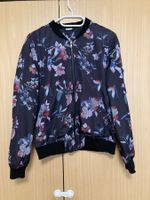 Geblümte Jacke Gr. 36