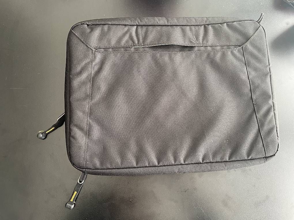 Jack Wolfskin Borse: Laptop Tasche Jack Wolfskin – Usato da Liestal venduto da sonnenbaum 1