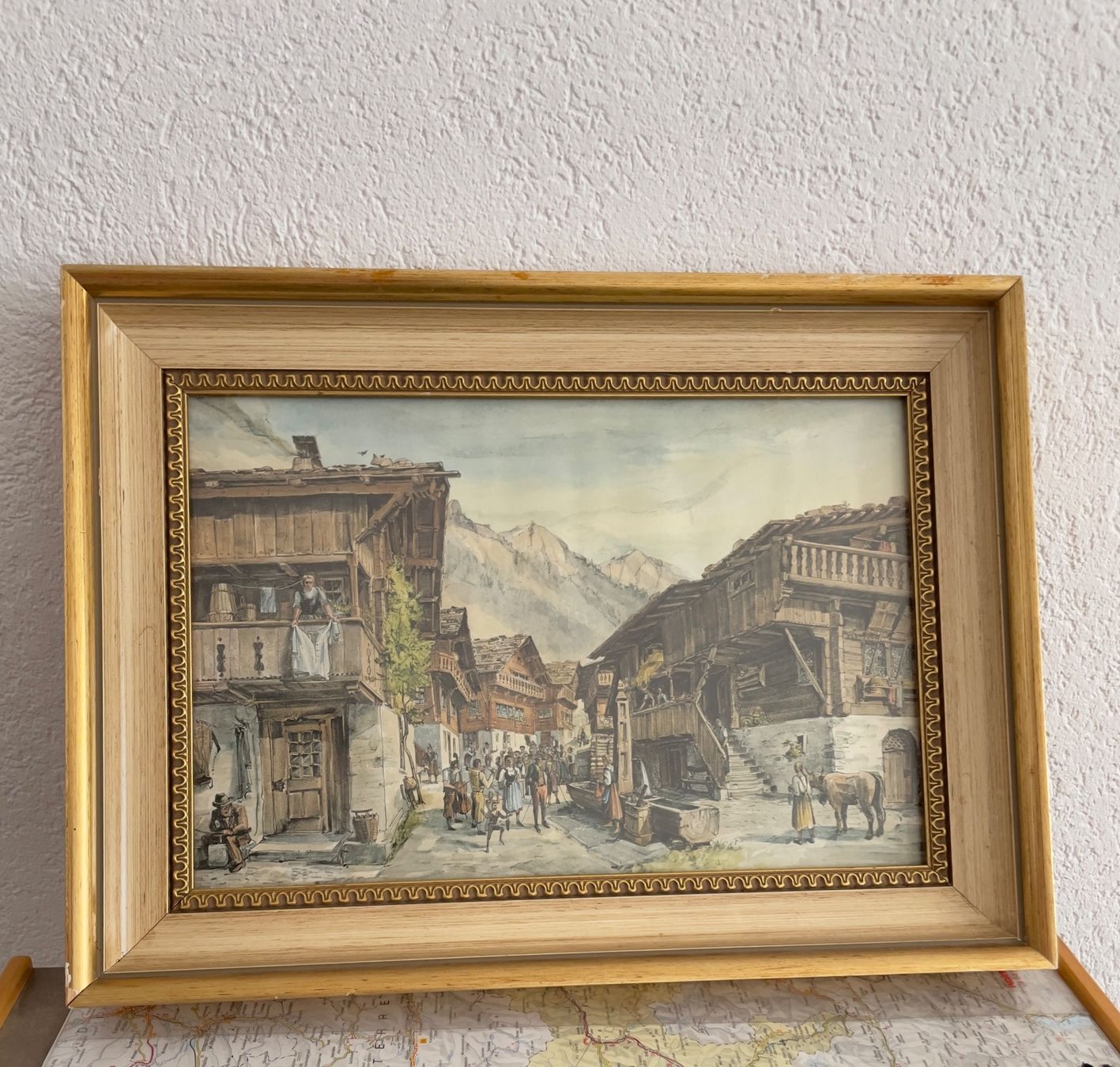 Foto & Immagini: Schönes Schweizer Bergdorf Bild gerahmt – Usato da Winterthur venduto da ttltc 2