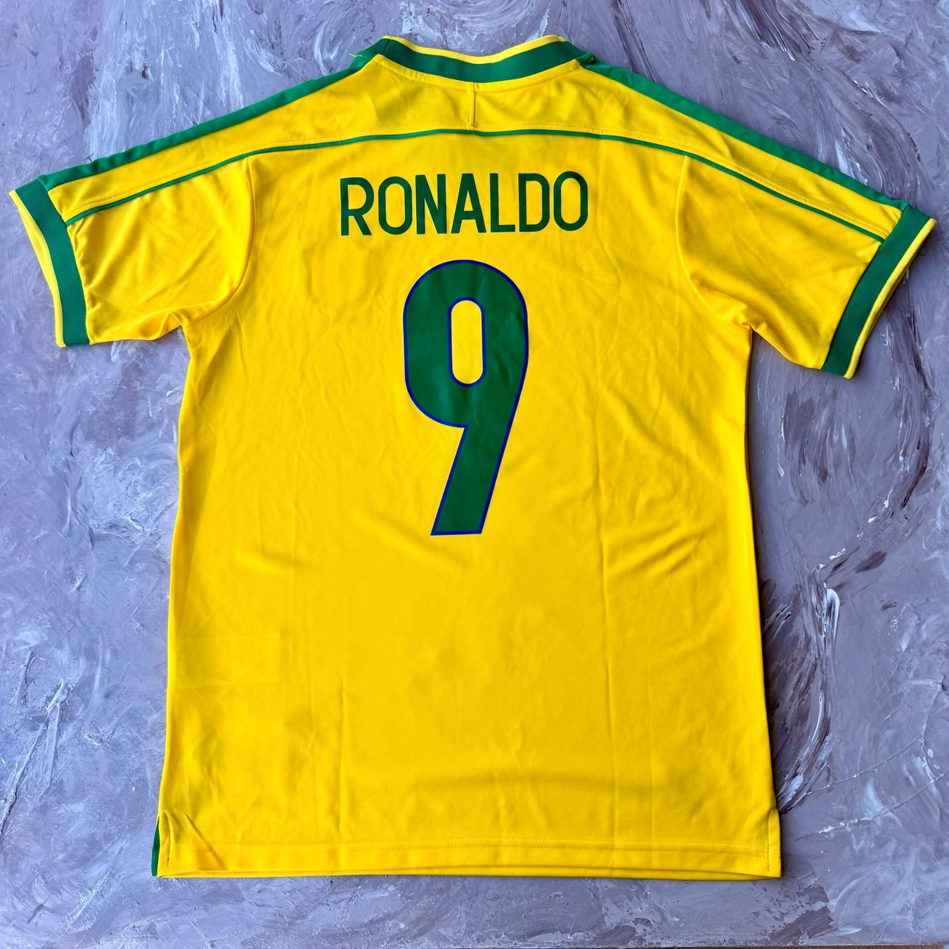 Canottiere & Pantaloni: Maillot Brésil Ronaldo 10 – Usato da Thônex venduto da Suisse.Shopping 7