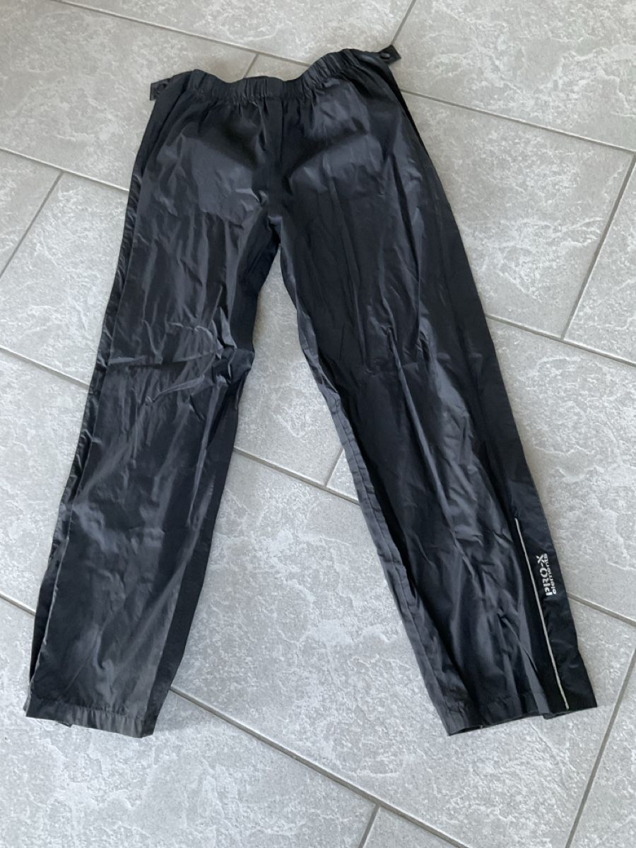 Element Pantaloni: Regenhose PRO-X elements schwarz Grösse 164 wasserdicht – Usato da Schöftland venduto da nevio74