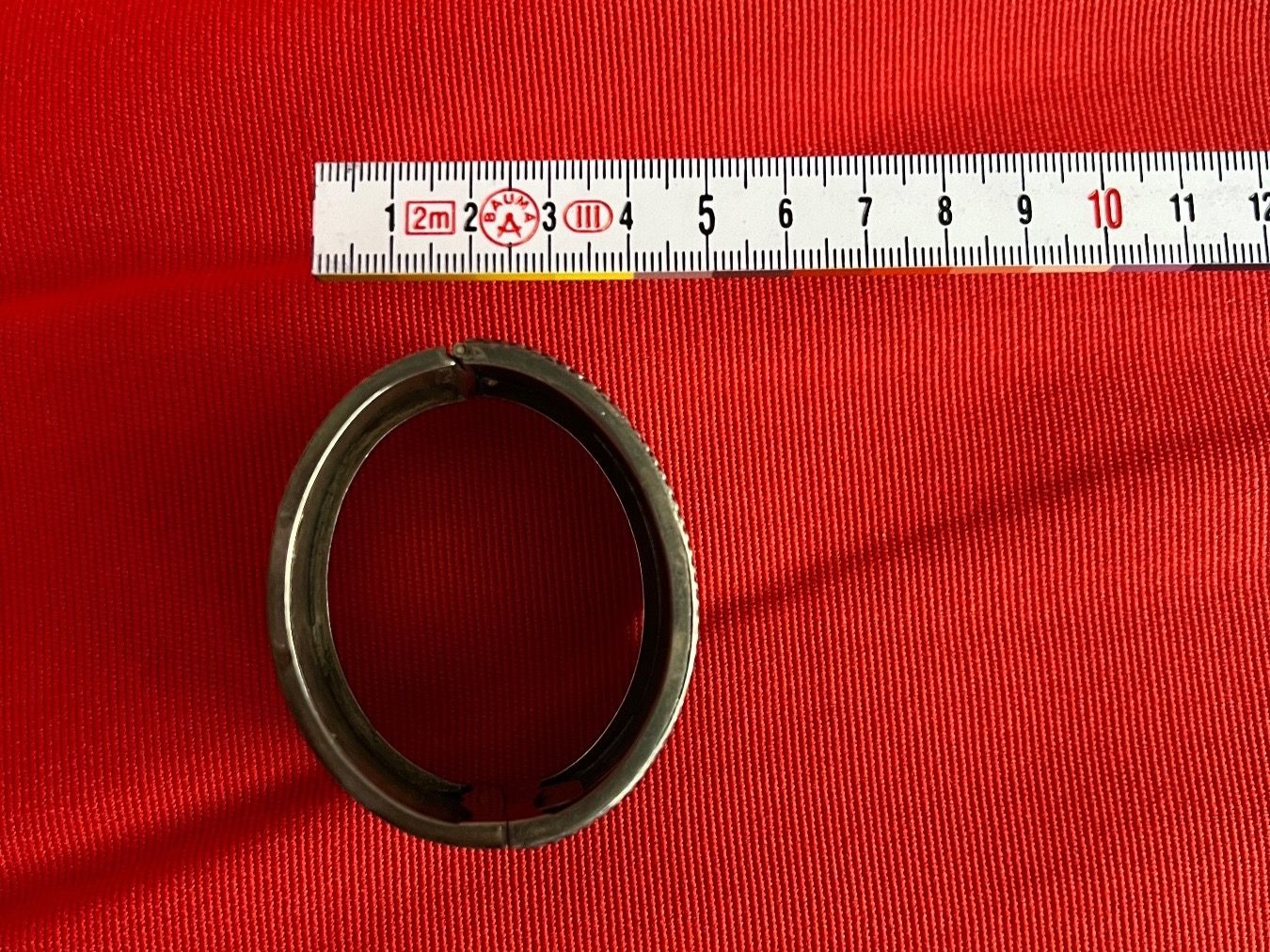 Bracciali & Braccialetti: Antiker Silberarmreif/Bangle, ca 1870 – Usato da Iragna venduto da Flips03 4
