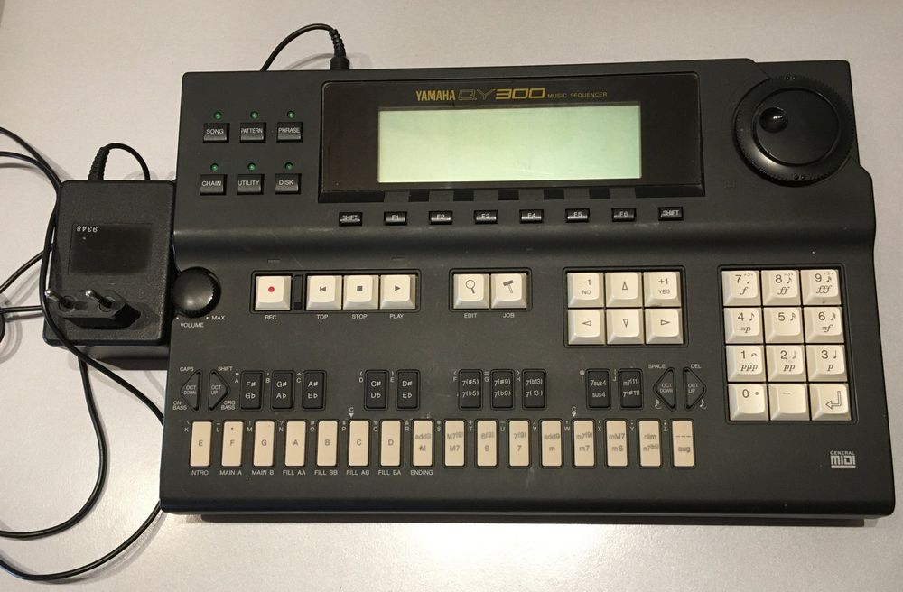 YAMAHA QY 300 Music Sequencer | Kaufen auf Ricardo