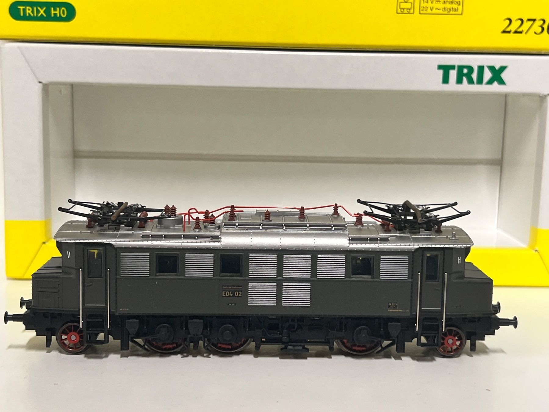 Trix Trains électriques: Trix H0 22730 E04 02 DB Epoche IV H0 DC – Neuf (Voir description) à Neuenhof par ludovicco 1