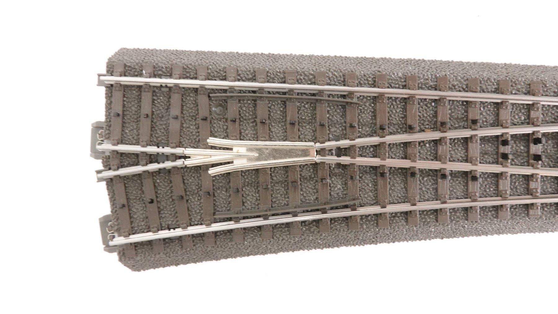 Märklin Modellini di ferrovie: c1 Märklin 24711 schlanke links Weiche+Antrieb+Decoder |0234 – Usato da Uetendorf venduto da tigermuegi 2