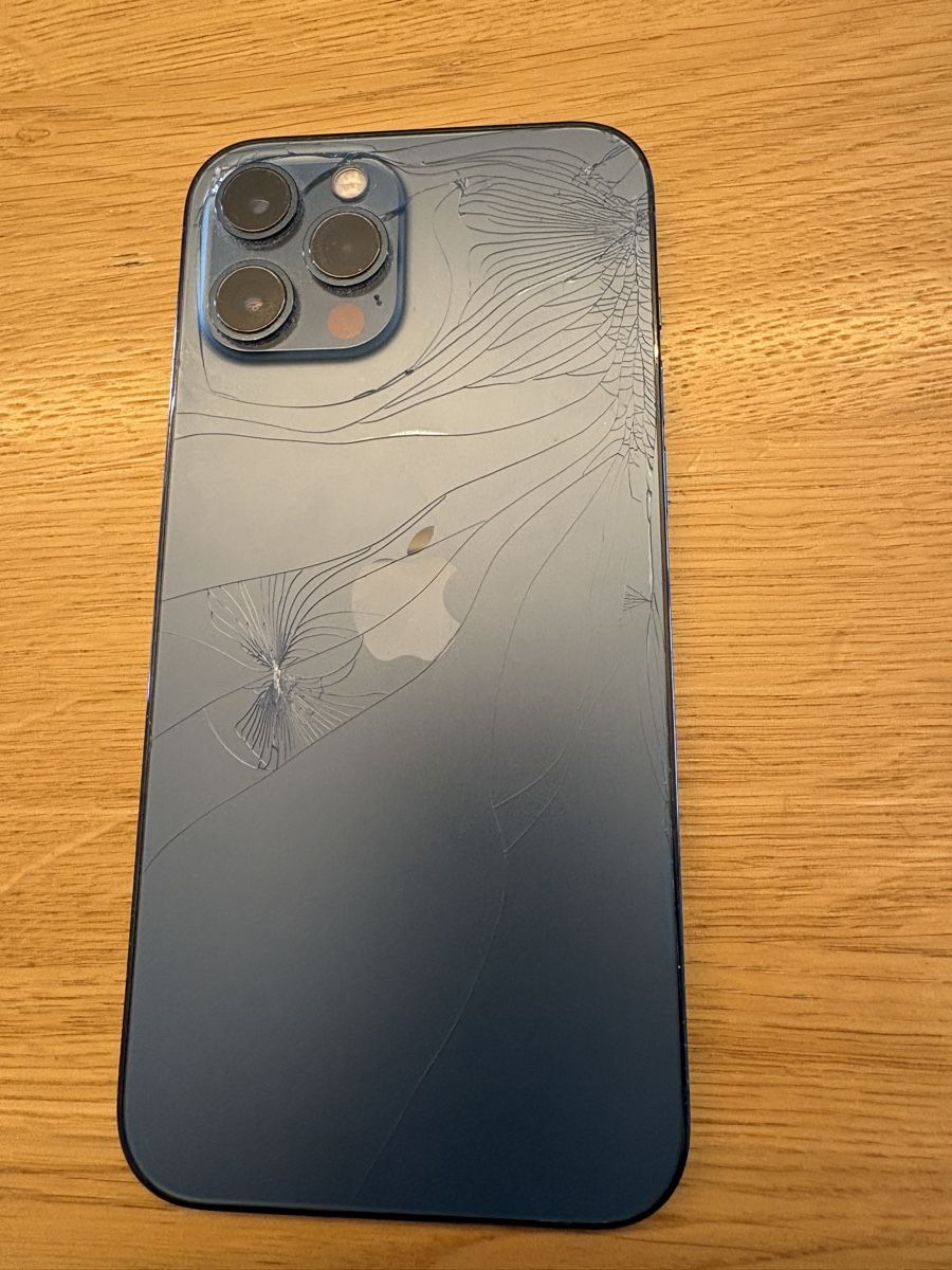 Apple Telefoni cellulari / Smartphones: iPhone 12 Pro Max 128 GB -  Ab Fr. 1.-  – Usato da Luzern venduto da Pinkf044 8